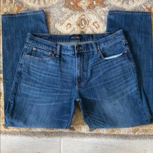 Men’s lucky brand 36 x 30 straight leg Jean